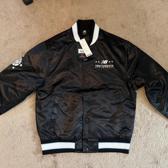 New Balance Hoops Jacket - Picture 5 of 7